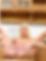 daria glower escort