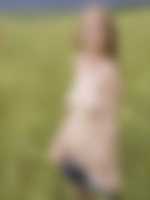 leony april escort